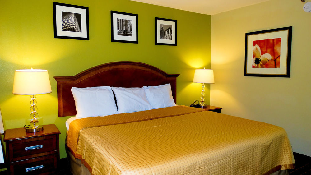 Savannah Garden Inn Bagian luar foto