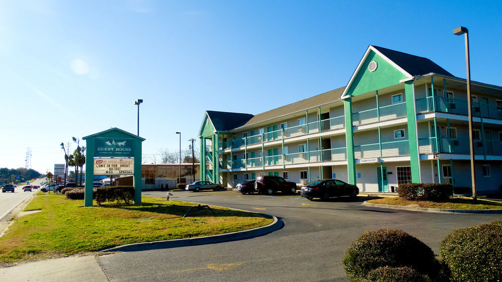 Savannah Garden Inn Bagian luar foto